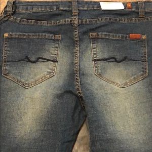 7 For All Mankind